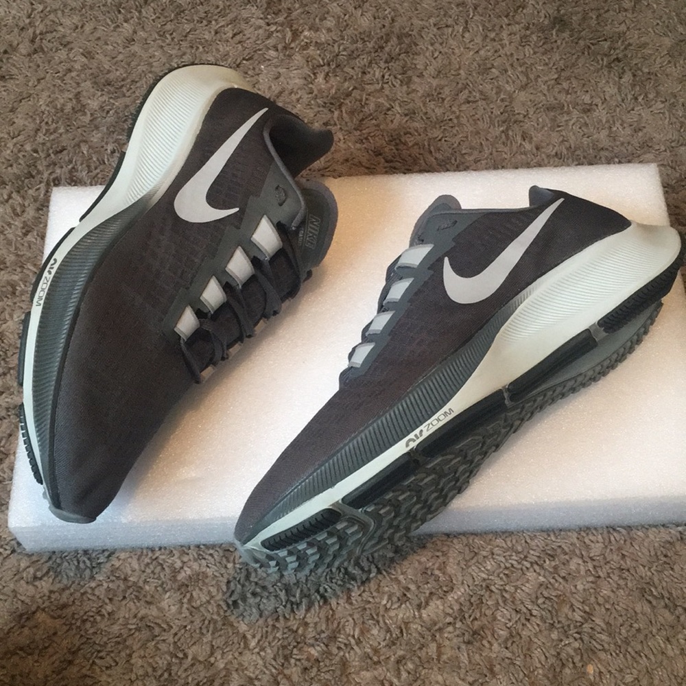 Men Nike Air Zoom Sneakers